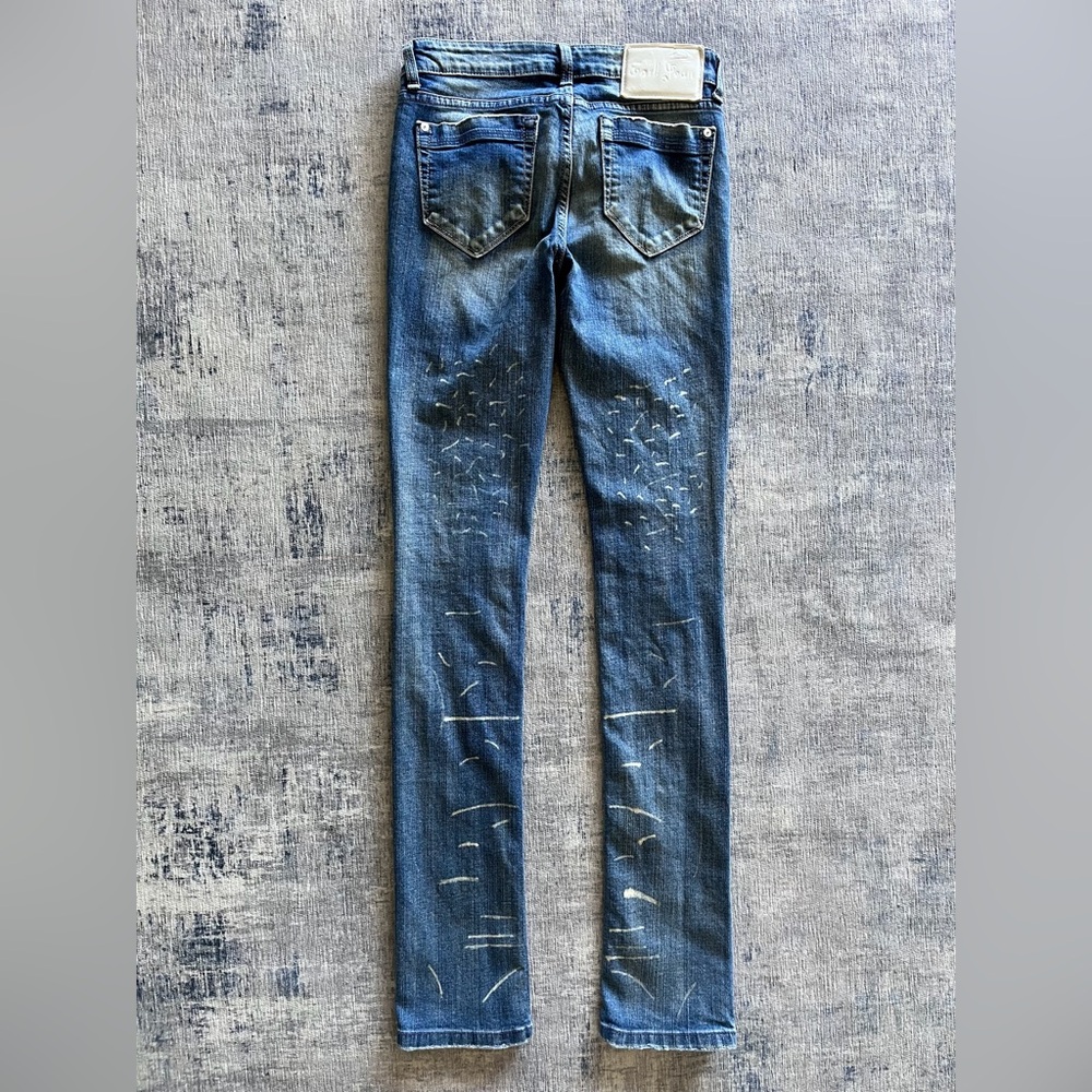 EARL JEANS Artsy Straight Slim Fit Jeans